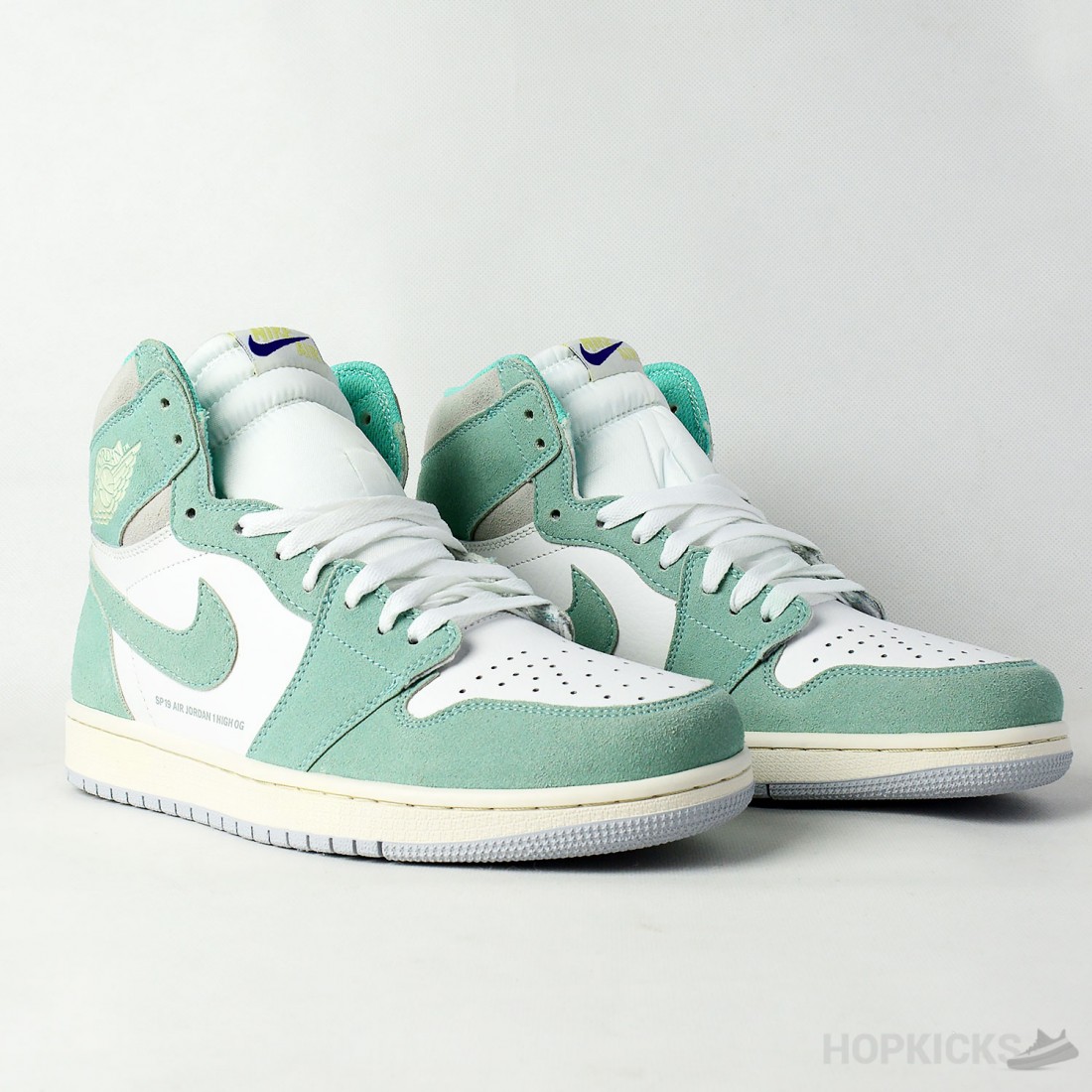 women's turbo green jordan 1